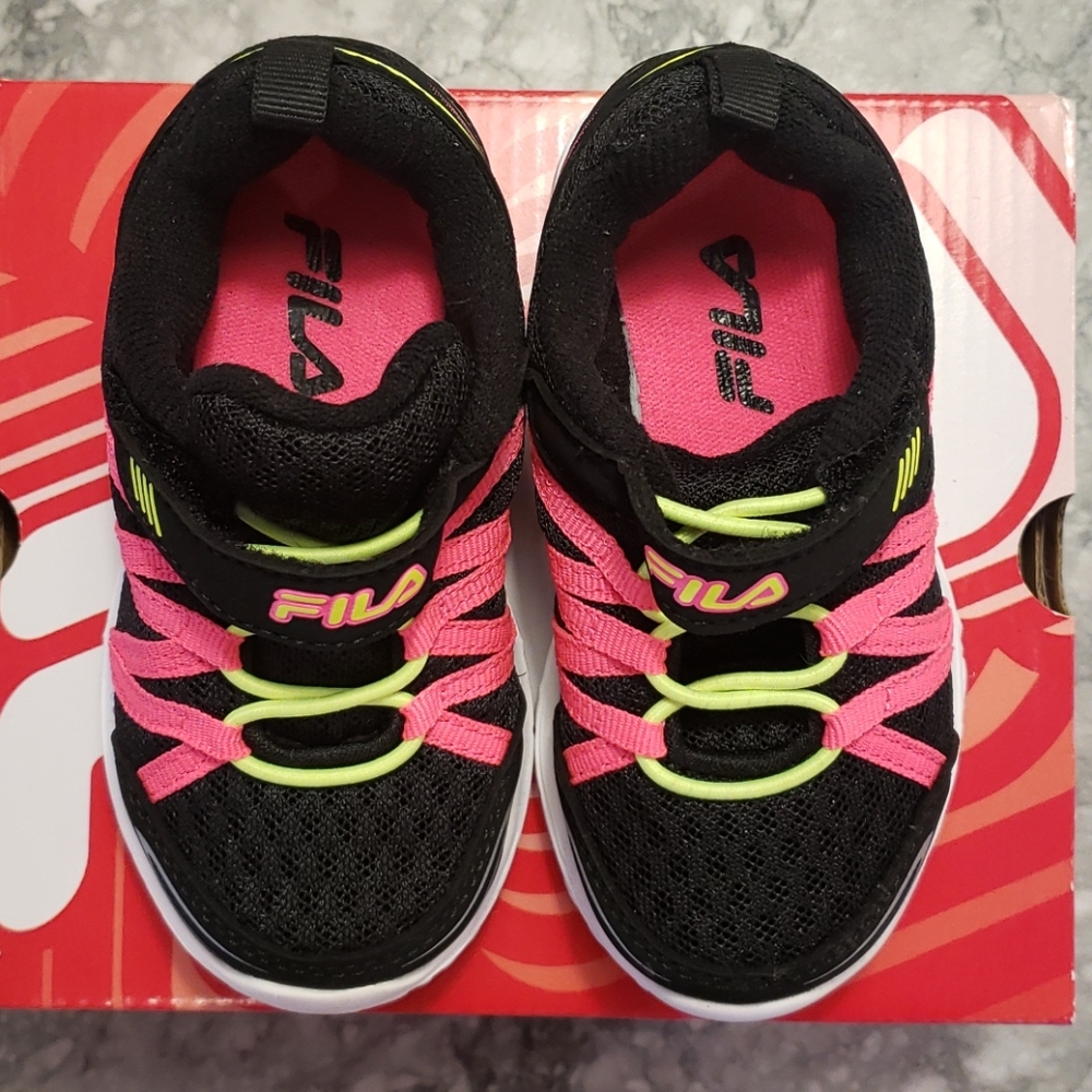 Toddler Girls Fila Sneakers NIB